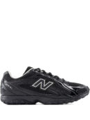 New Balance 740  sneakers