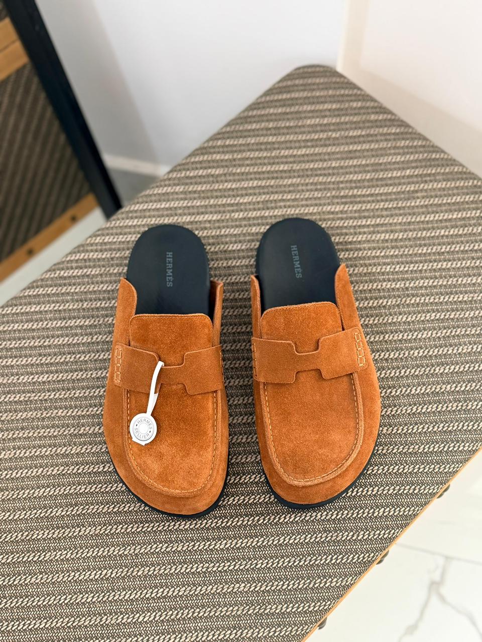 Hermes Mules Go - Image 3