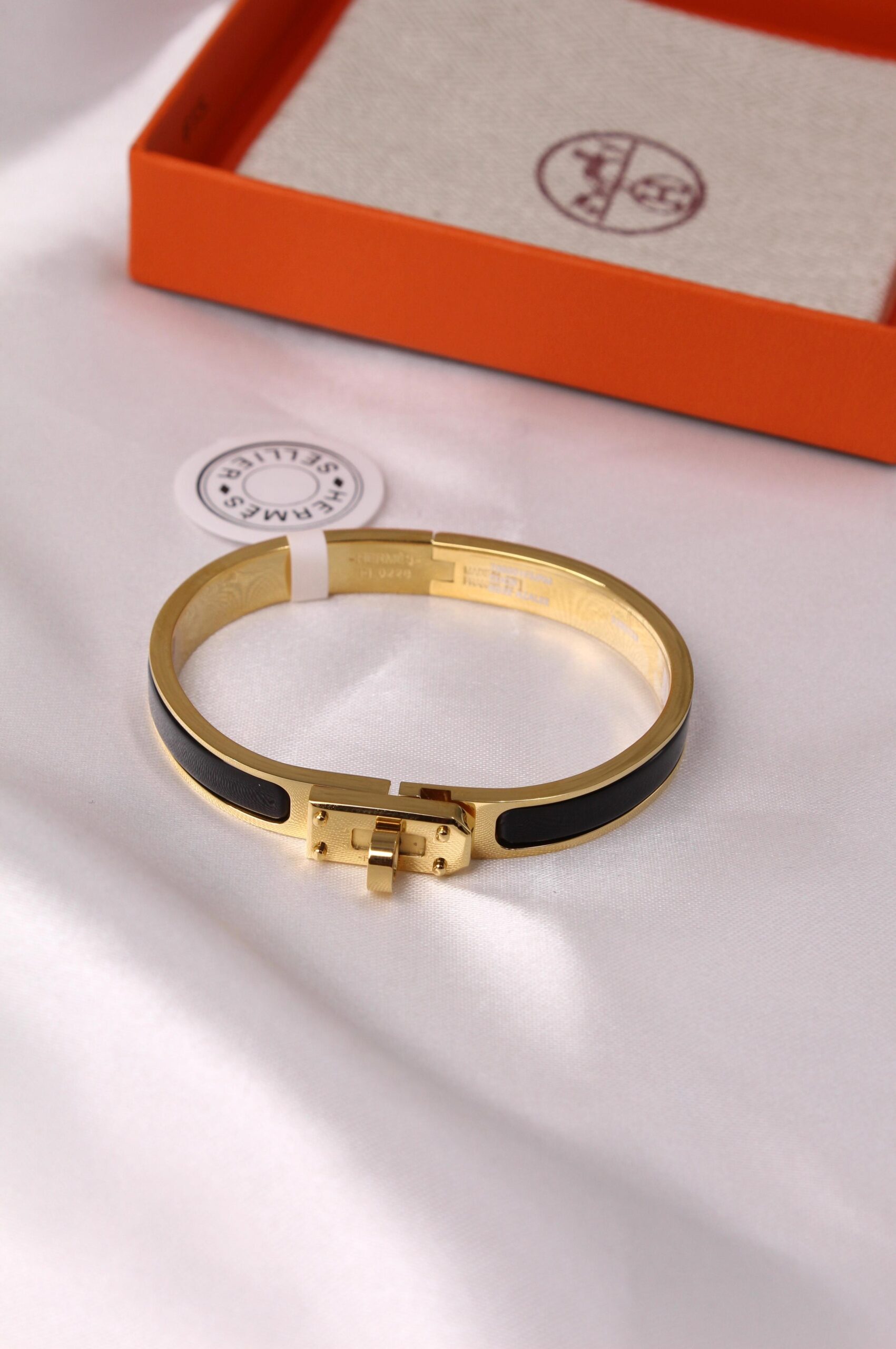 Hermes Brazalete Mini Clic Kelly (17cm)