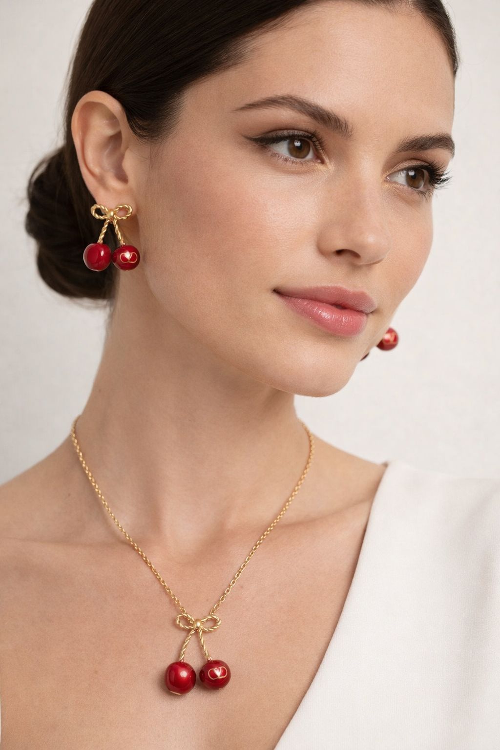 Valentino Garavani cherry-motif Necklace & Earrings - Image 2