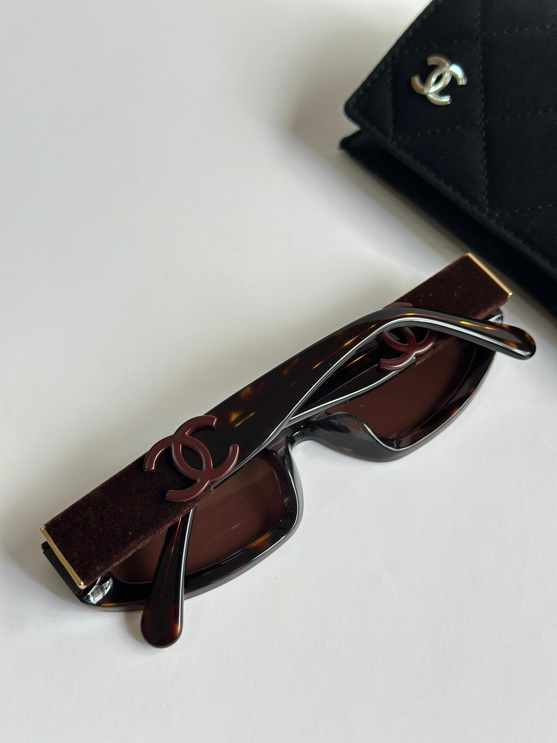 CHANEL Sunglasses - Image 3