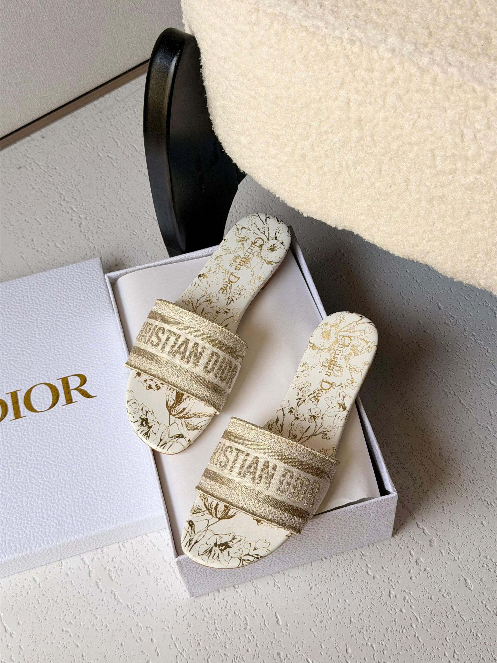 J'Adior Slingback Pump - Image 3