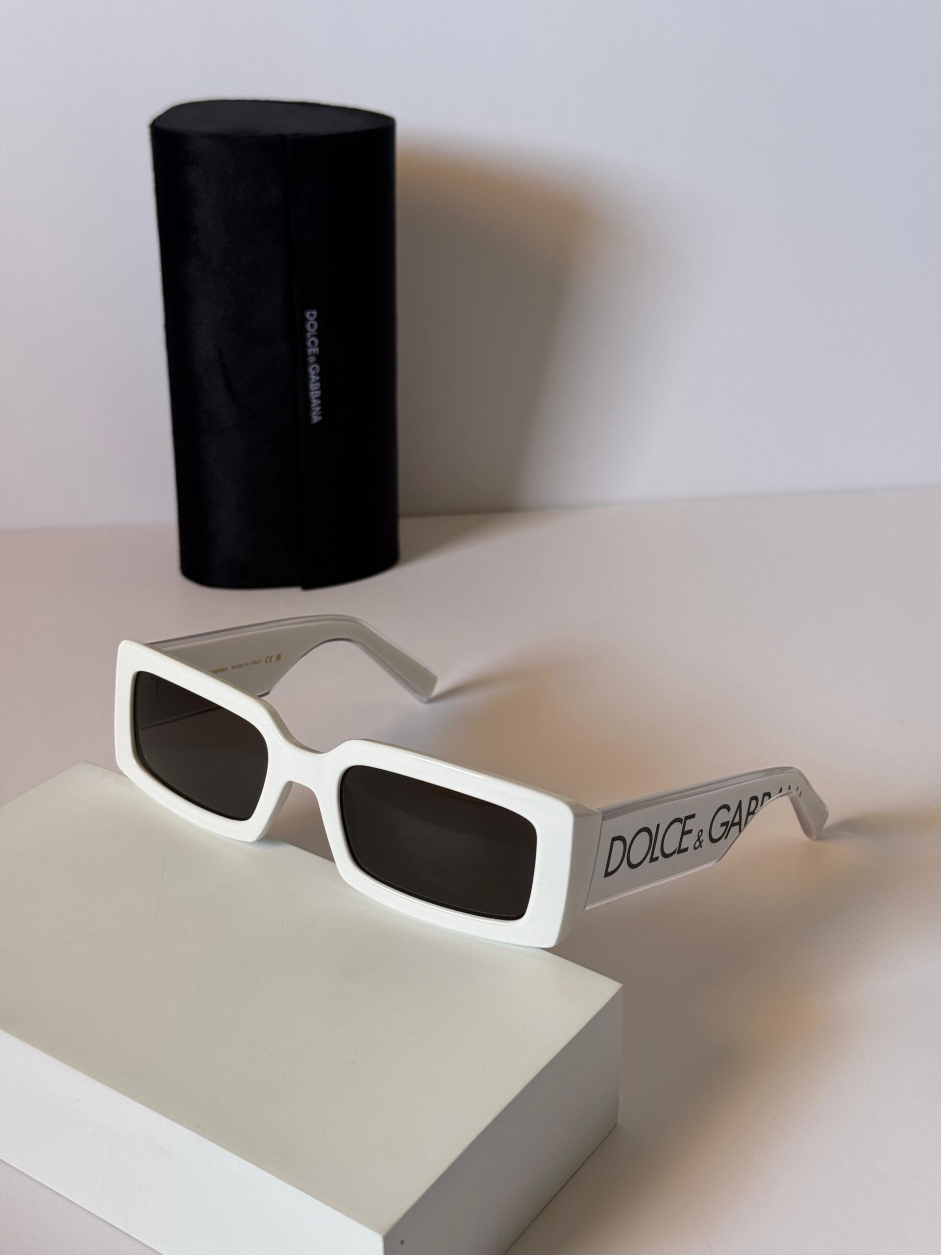 Dolce & Gabbana Rectangle Sunglasses - Image 3