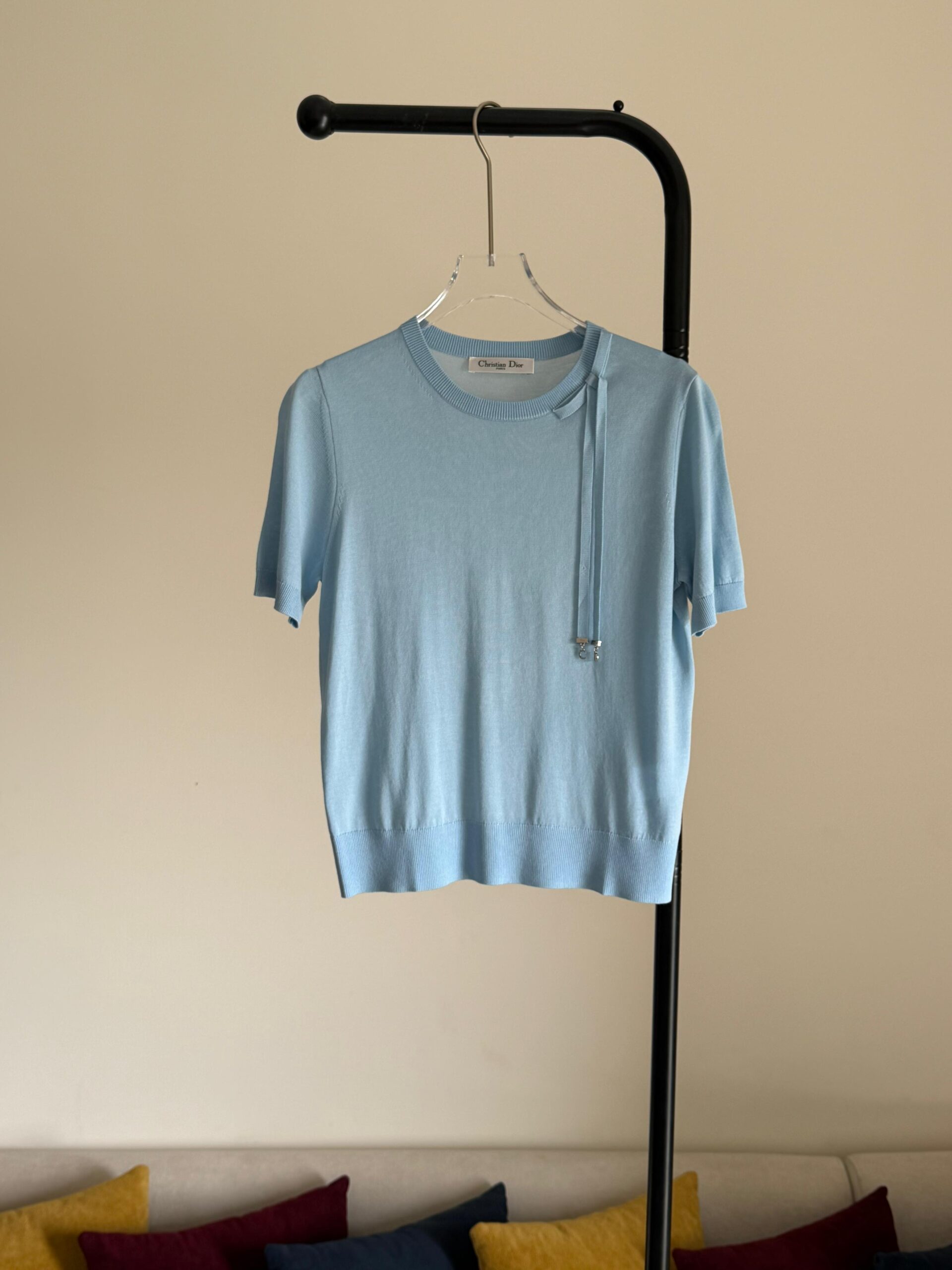 Short-Sleeved Fitted Sweater - Image 2