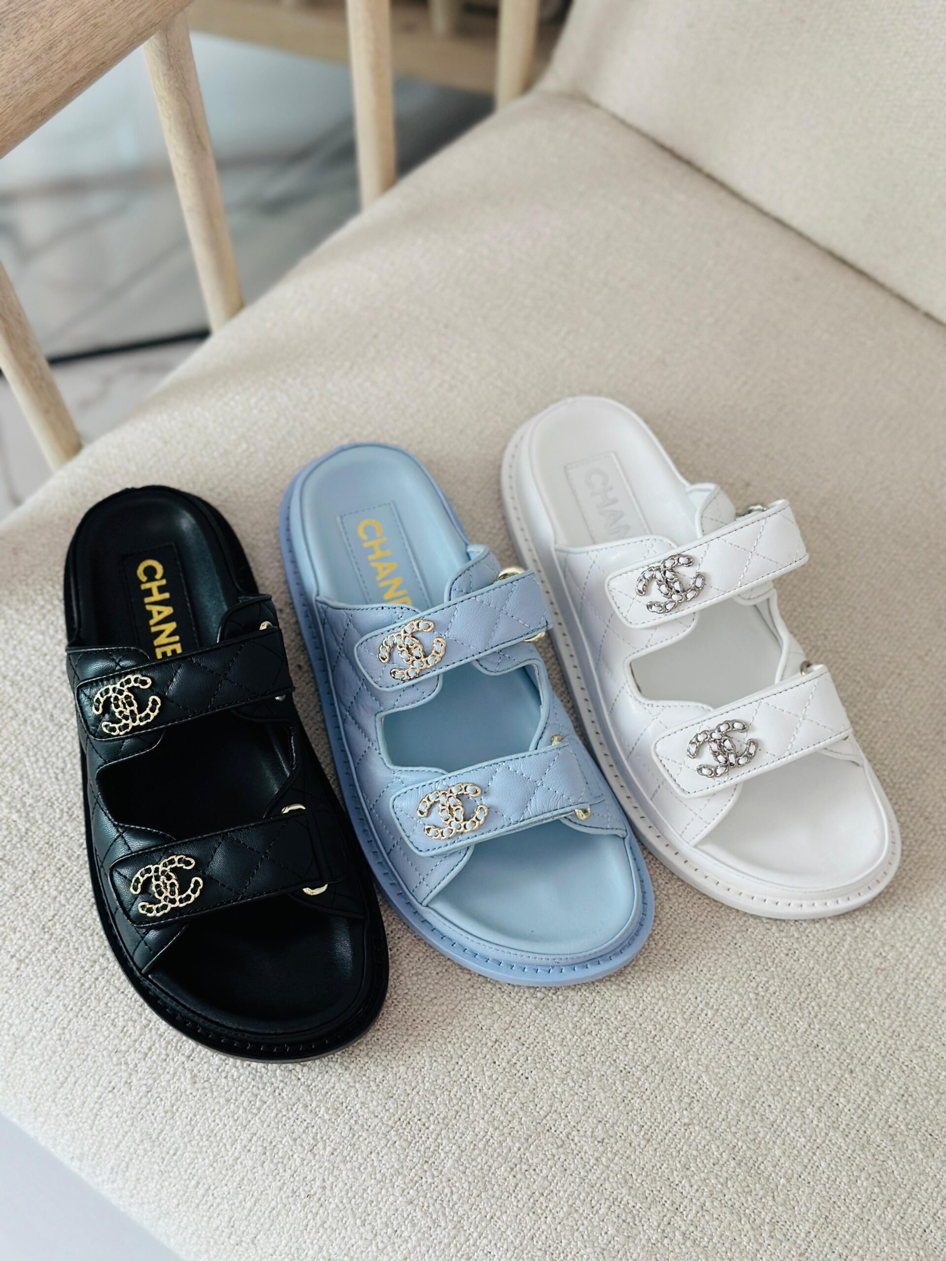 Chanel Lambskin sandals - Image 7