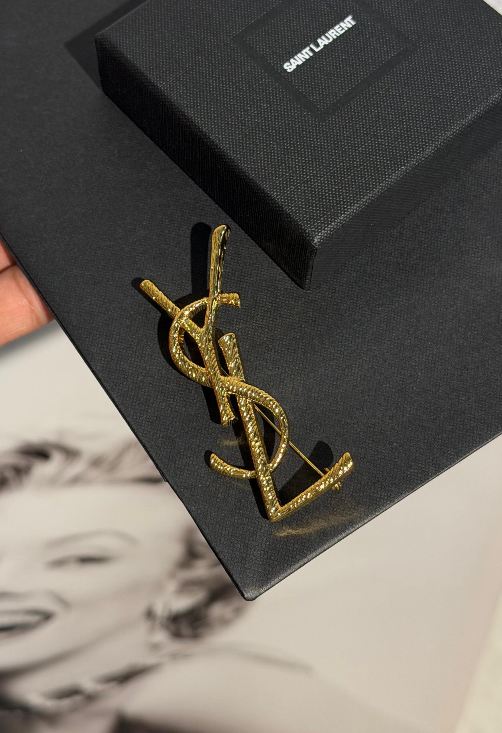 SAINT LAURENT Gold Cassandre Brooch - Image 3