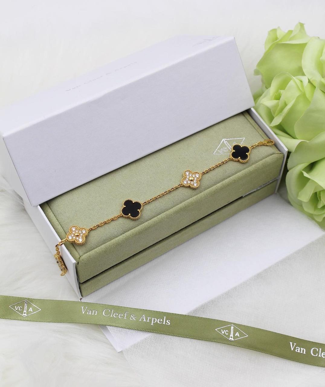 Van Cleef Alhambra Vintage Bracelet - Image 7