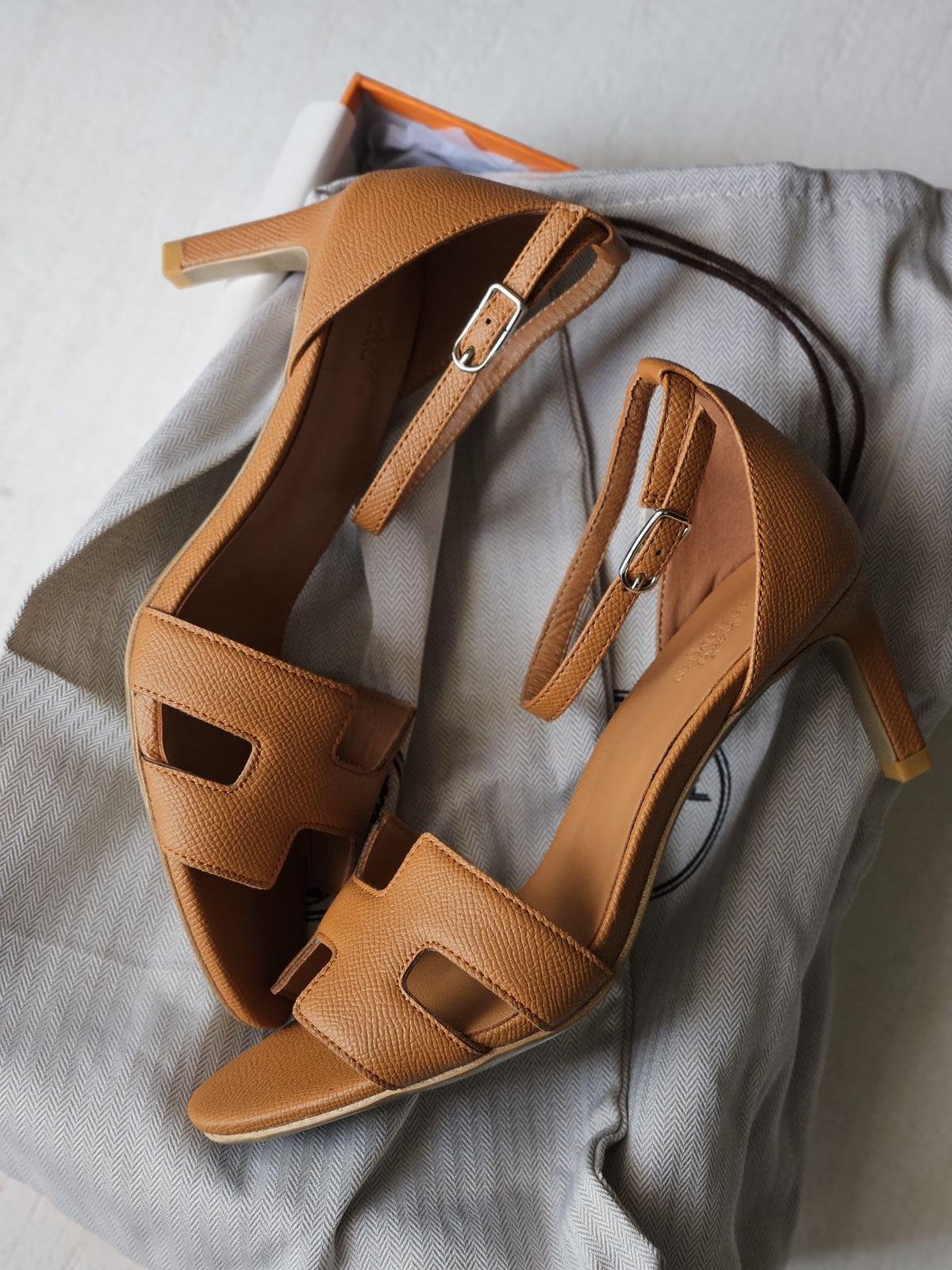 Hermes Encens 50 sandal