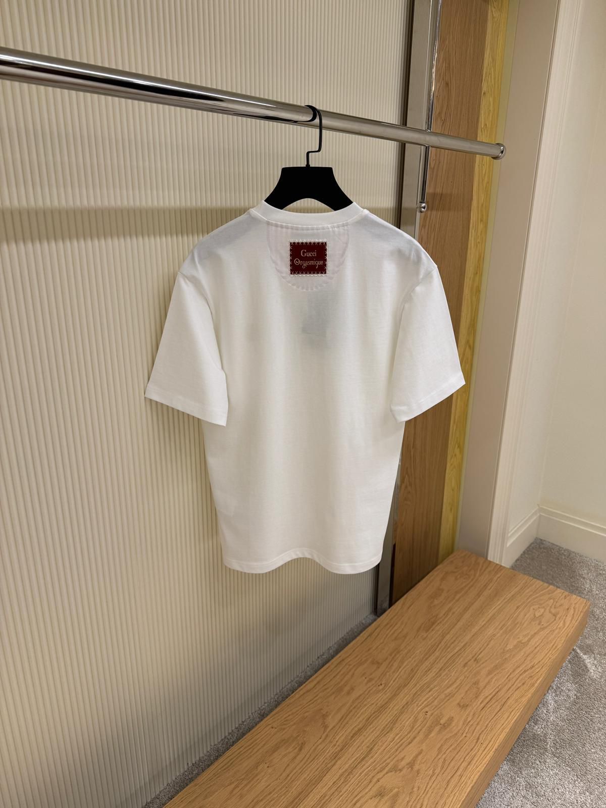 Gucci Men's T-Shirts - Image 4