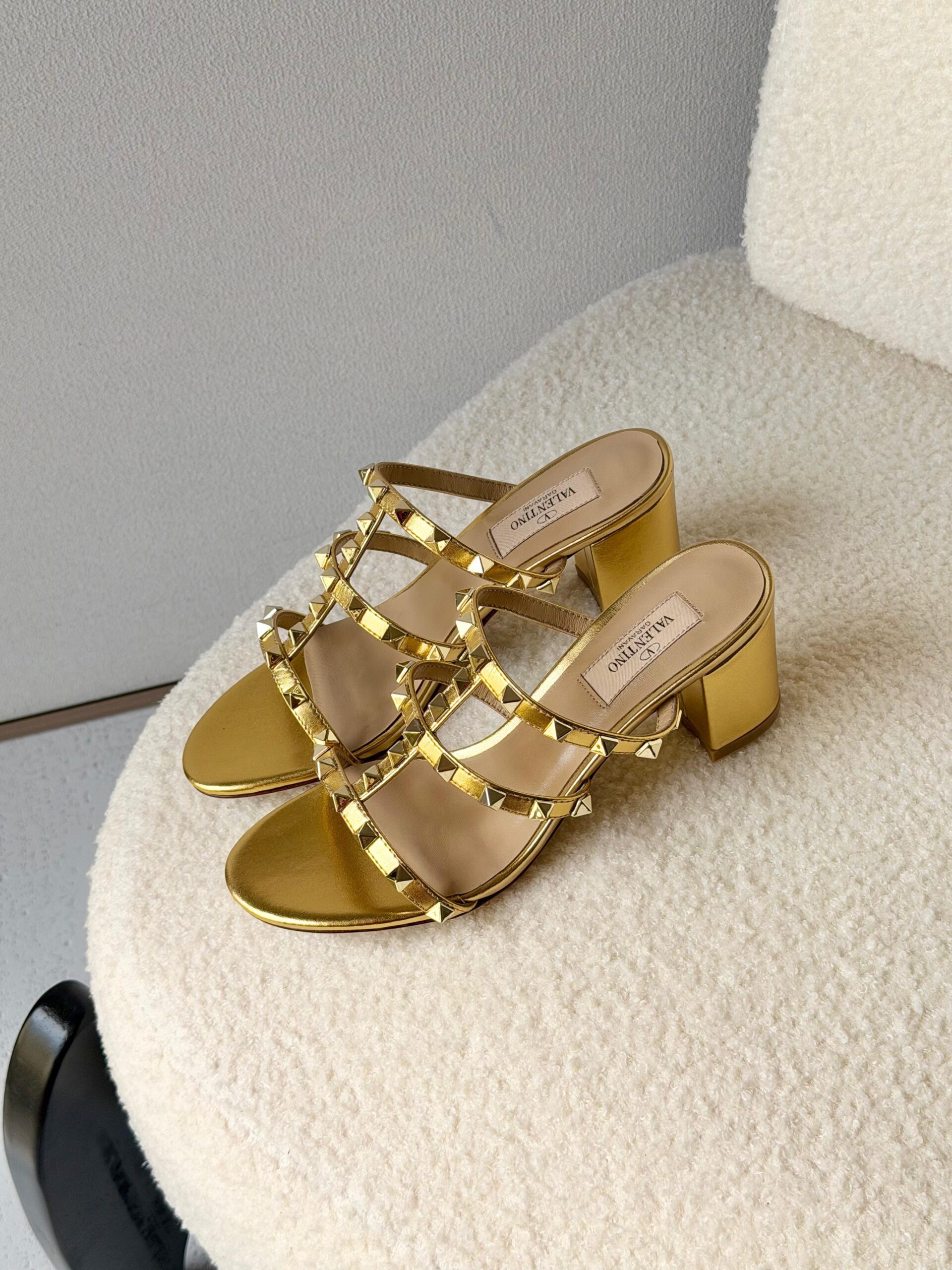 Valentino Garavani Rockstud sandals - Image 15