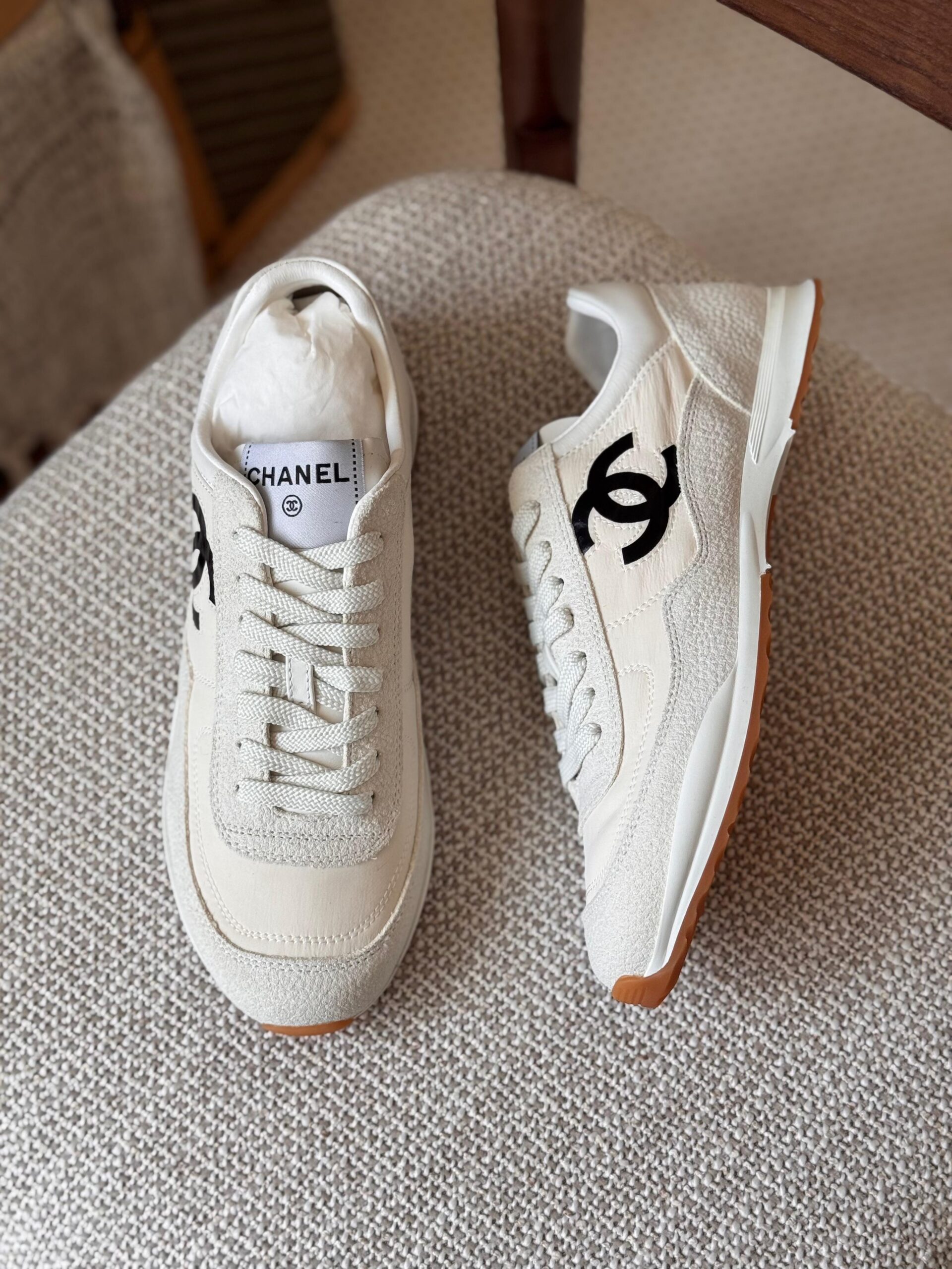 Chanel Trainers in Fabric and Embossed Suede Calfskin - Image 5