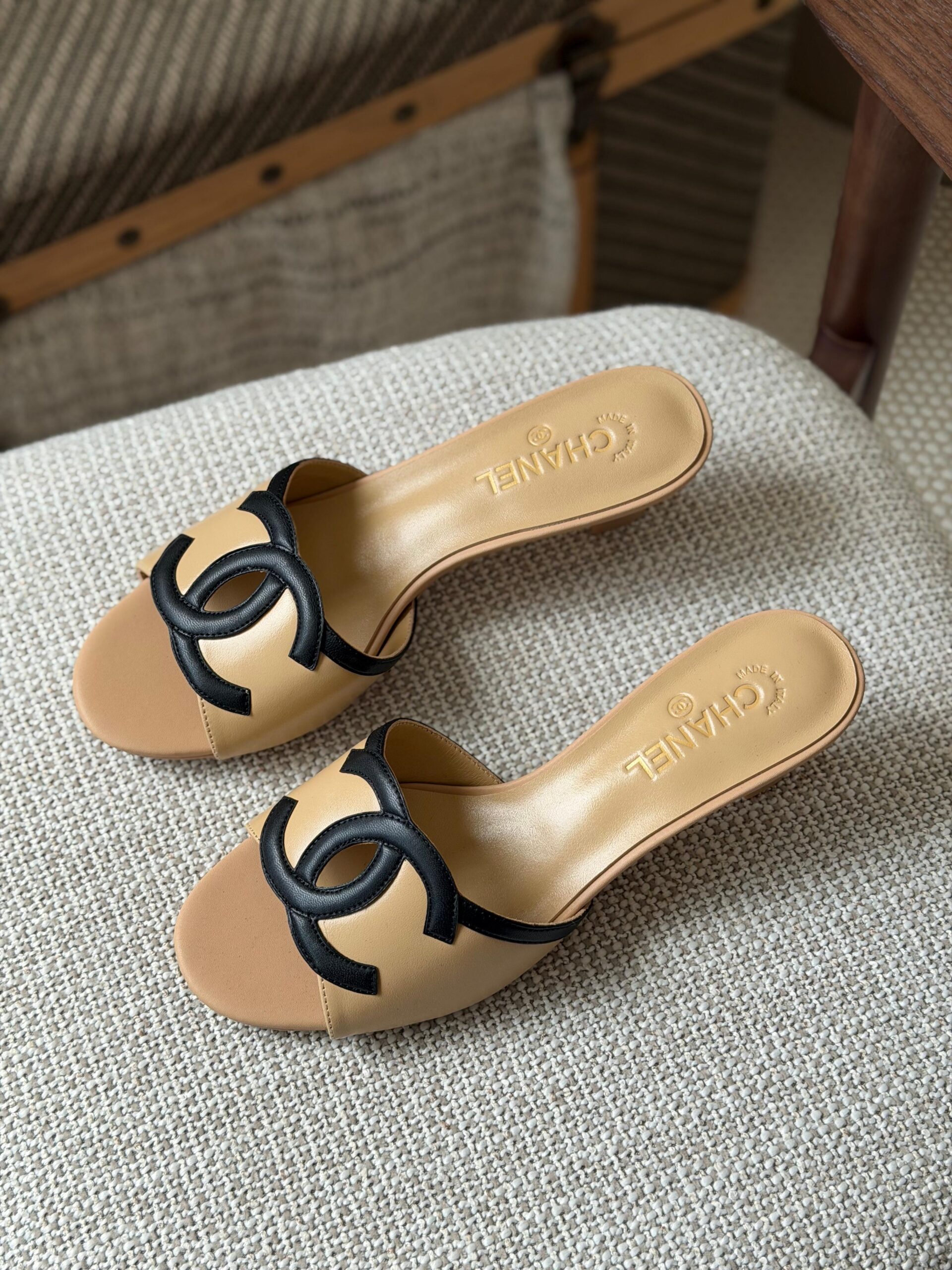 Chanel Lambskin Sandals - Image 18
