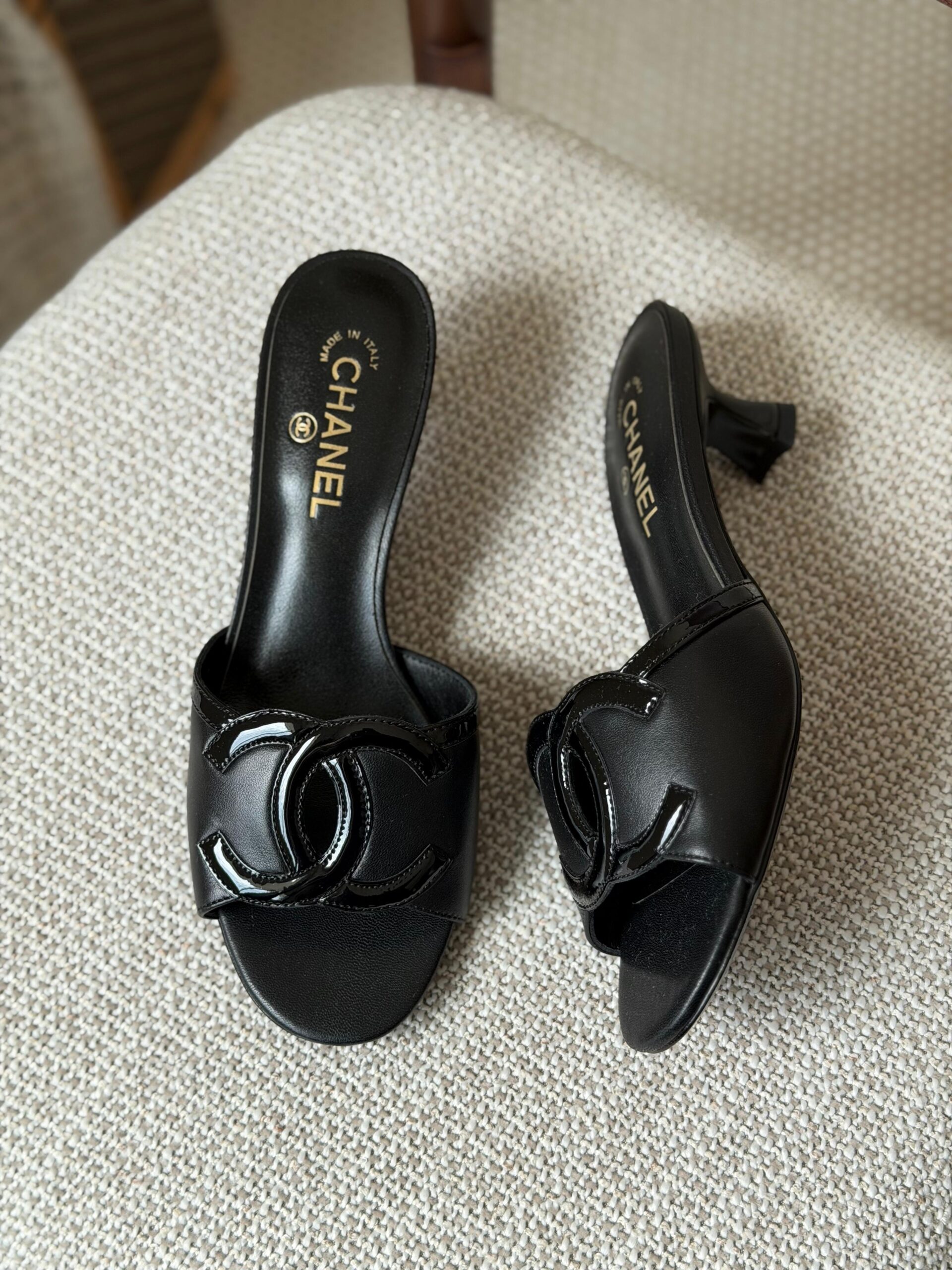 Chanel Lambskin Sandals - Image 7