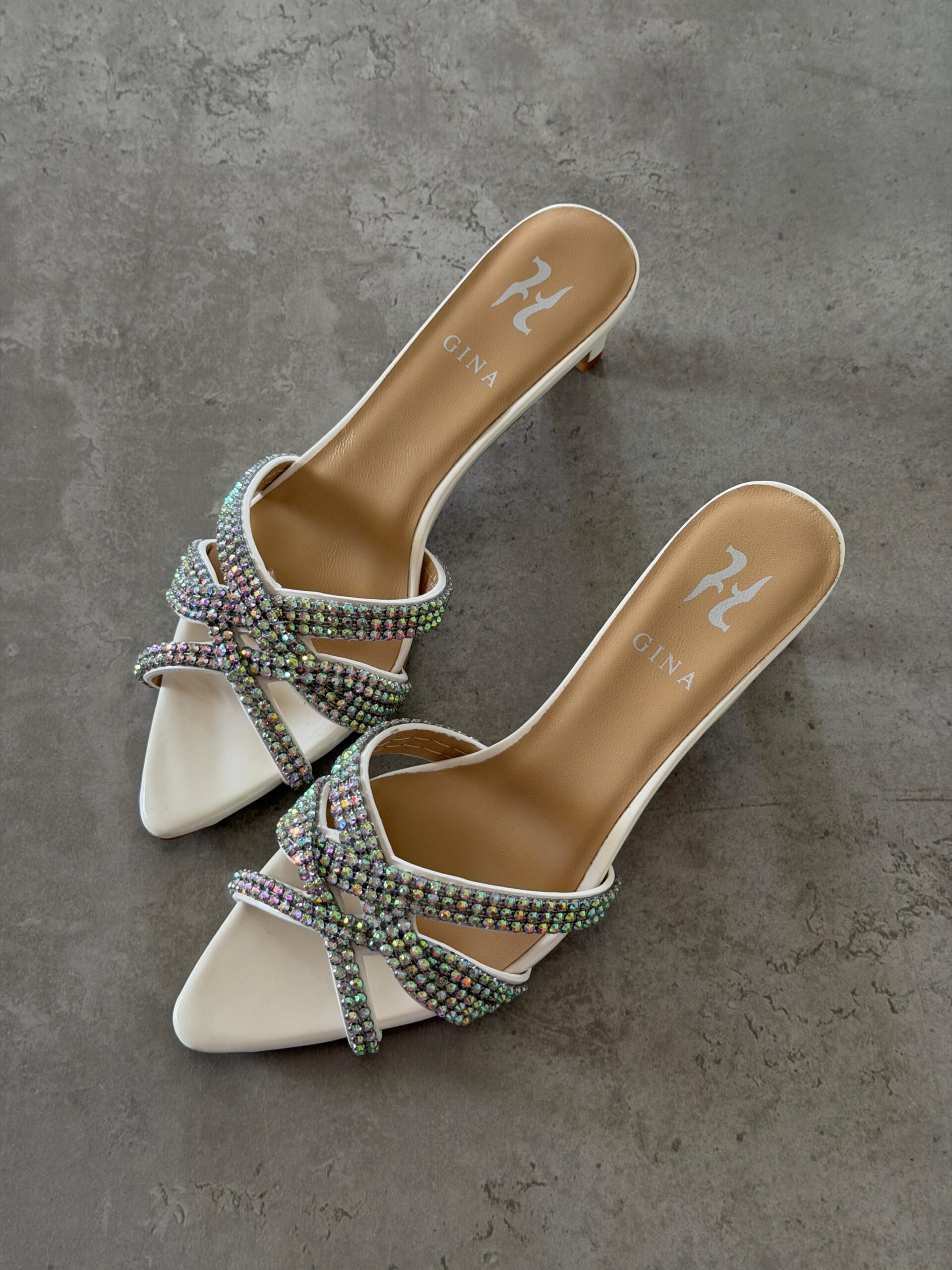 GINA TAYLOR Quartz Chic - Image 11