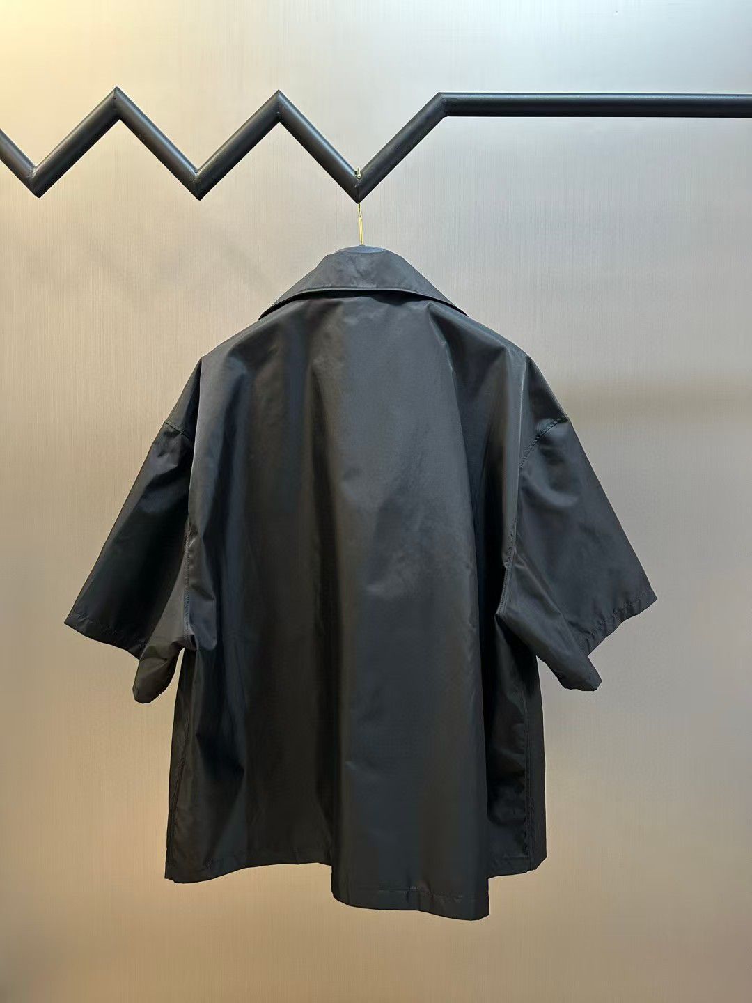 Prada triangle-logo Bowling Shirt - Image 5