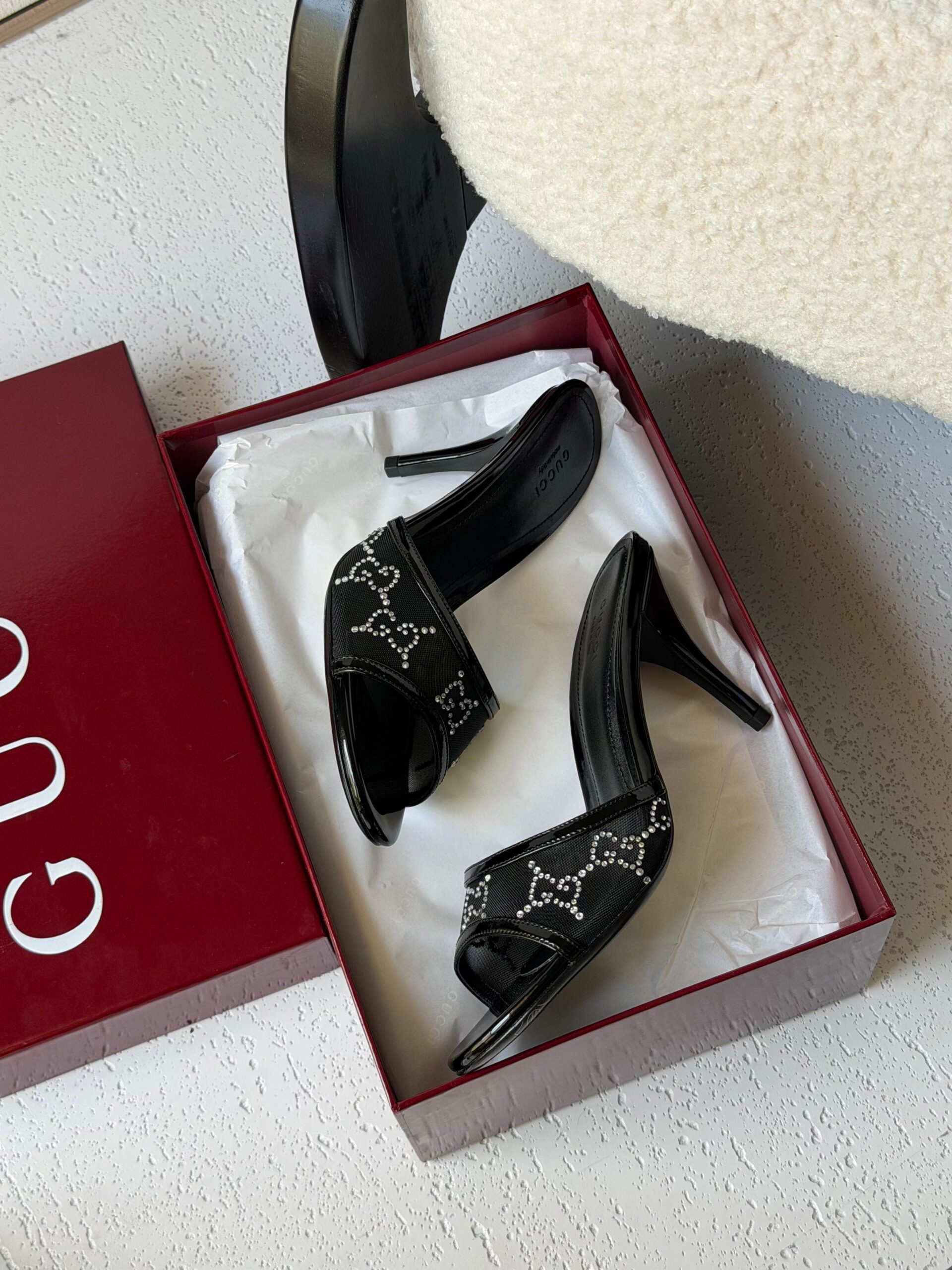 Gucci GG crystal sandals - Image 8