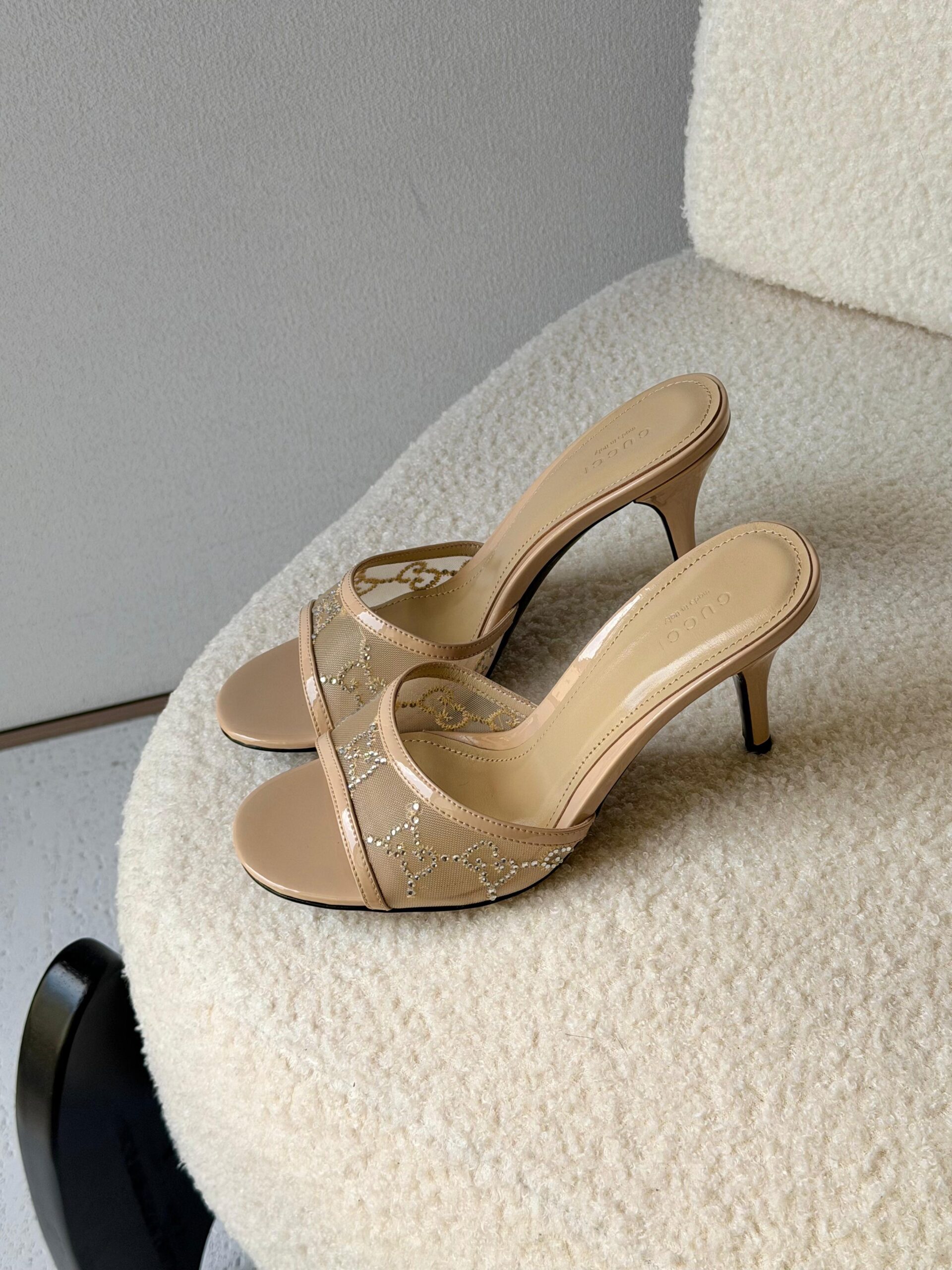 Gucci GG crystal sandals - Image 7