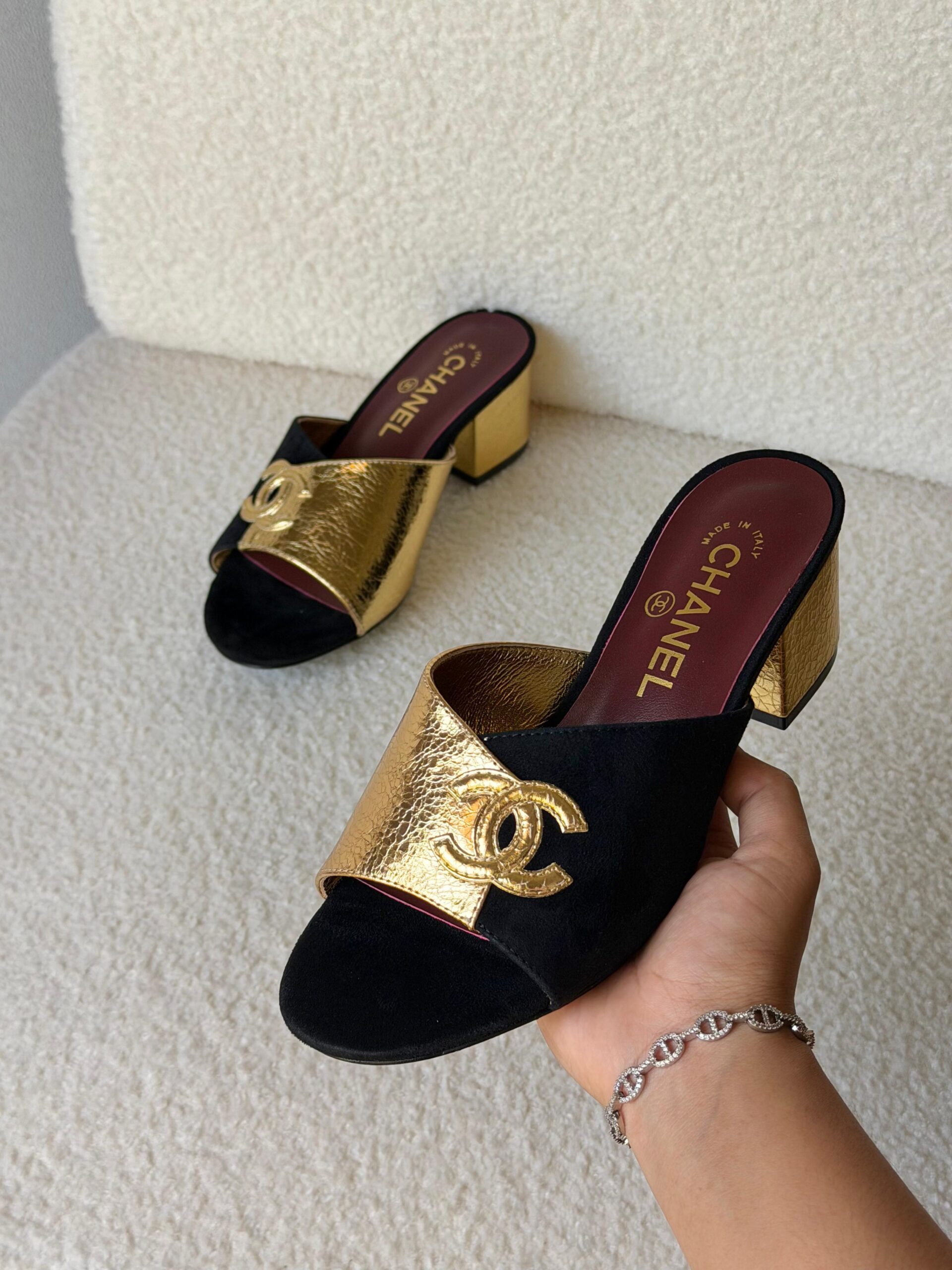 Chanel Leather CC Sandals - Image 12