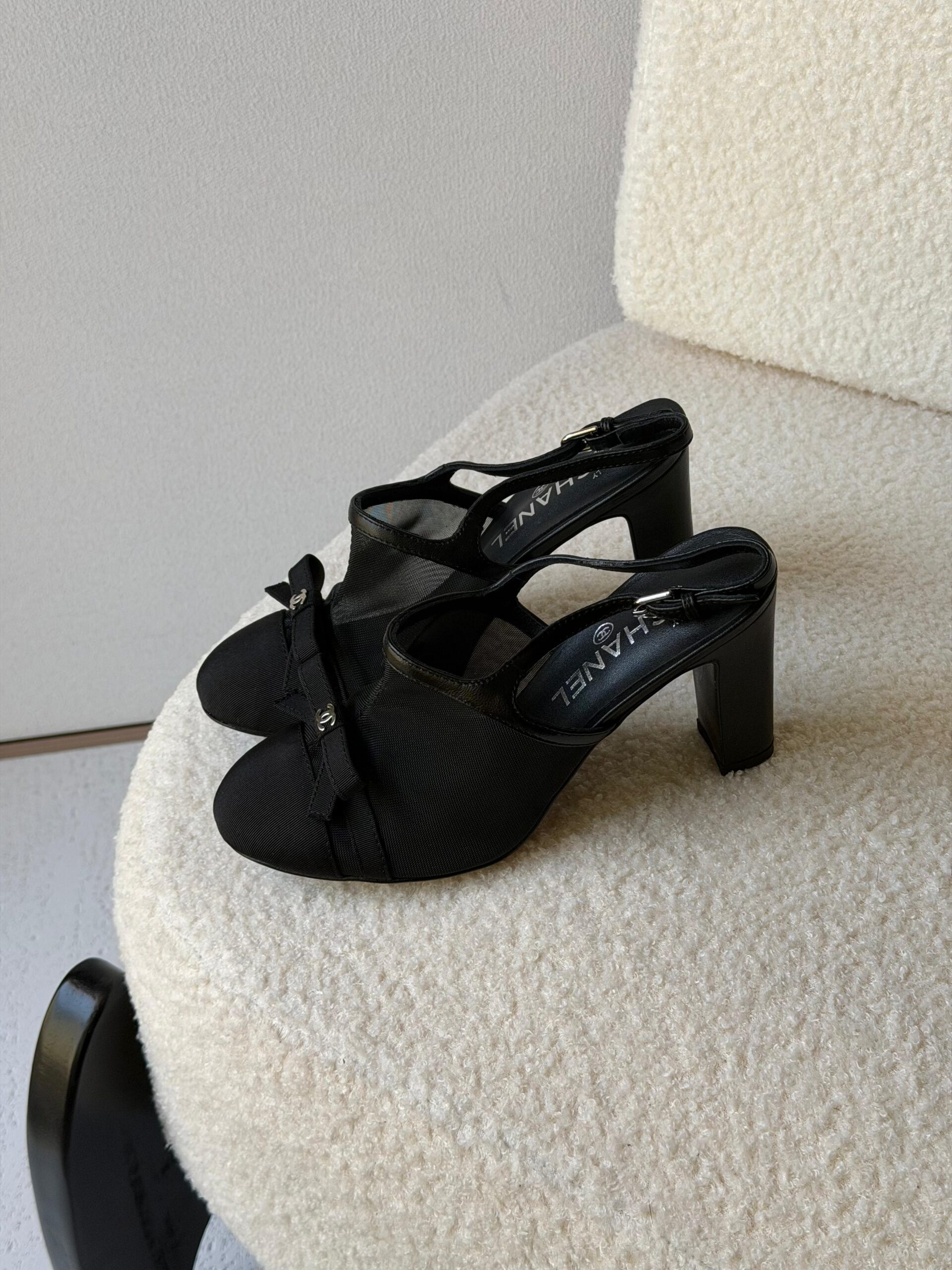 Chanel Heeled Slingbacks in Mesh and Grosgrain - Image 4
