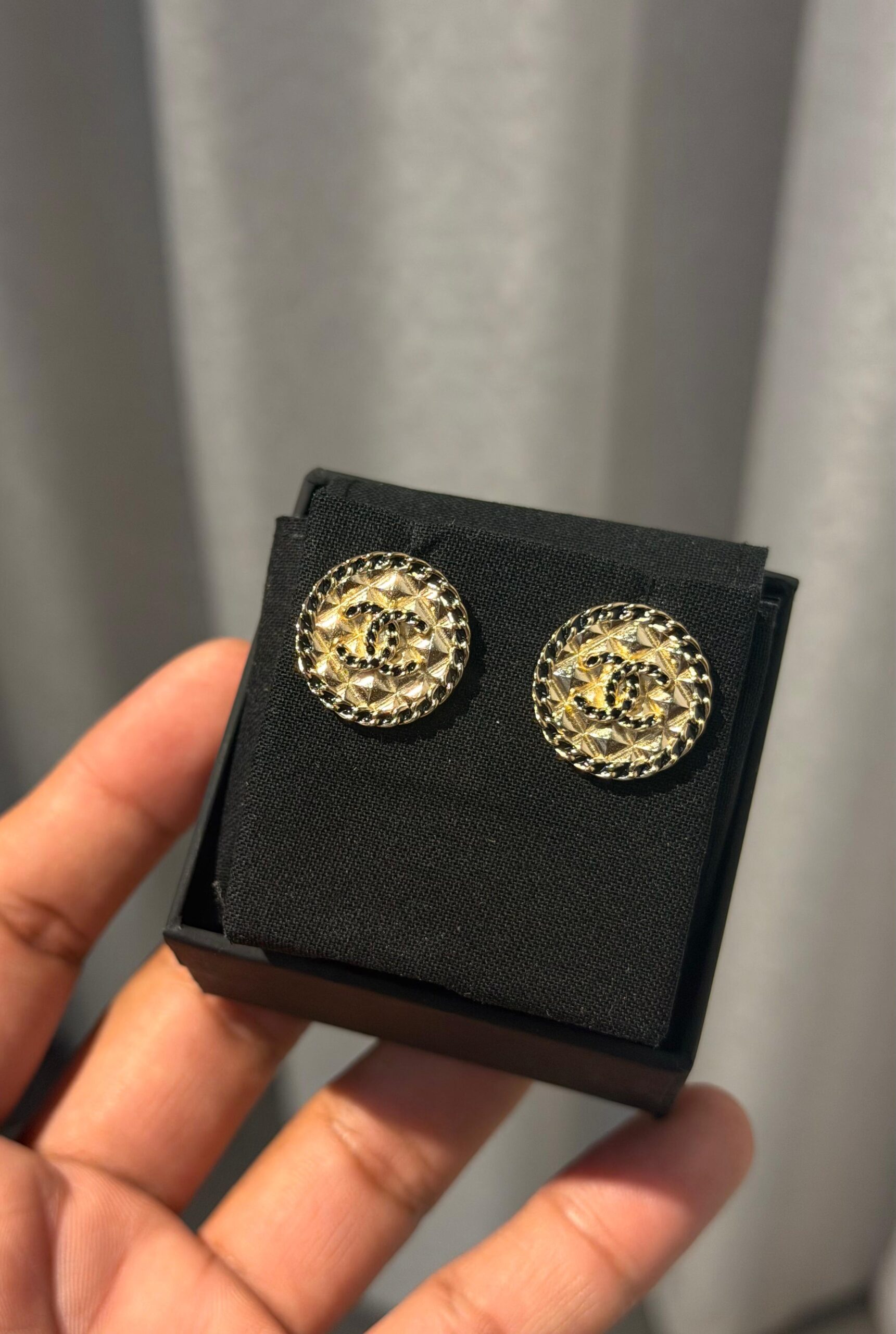 Chanel Earings - Image 9