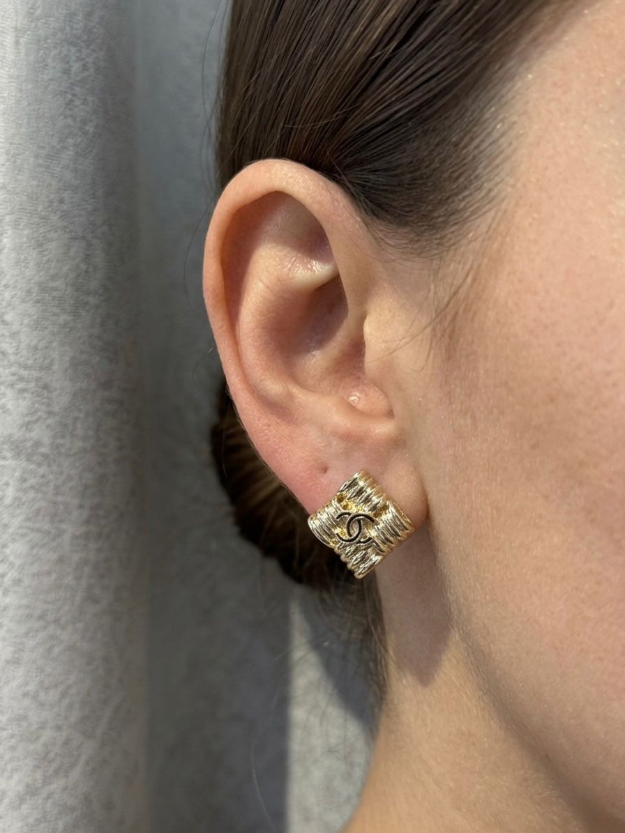 Chanel Earings - Image 12