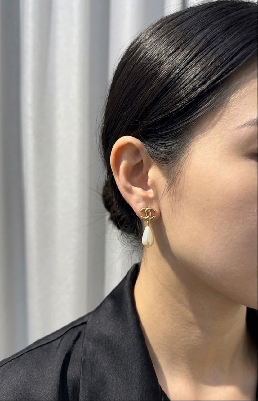 Chanel Earings - Image 5