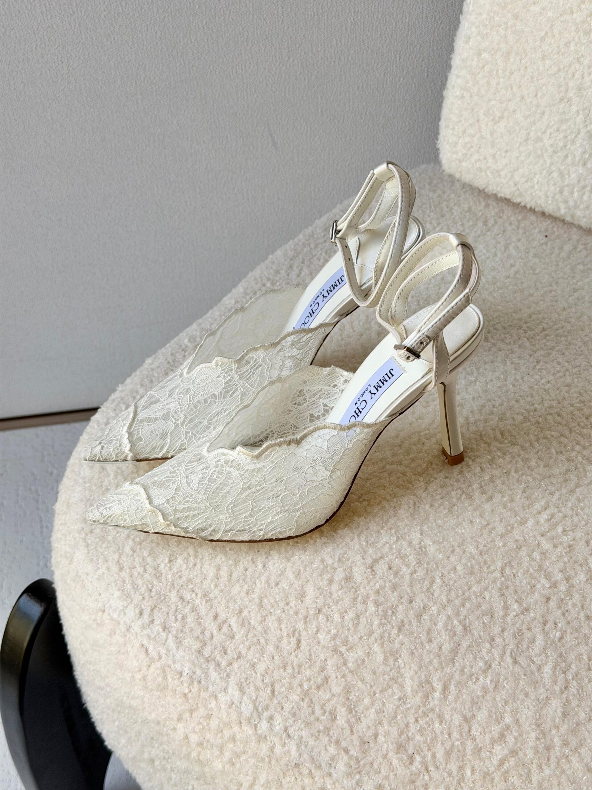 Jimmy Choo Black Faiz 100 Lace Pumps - Image 21