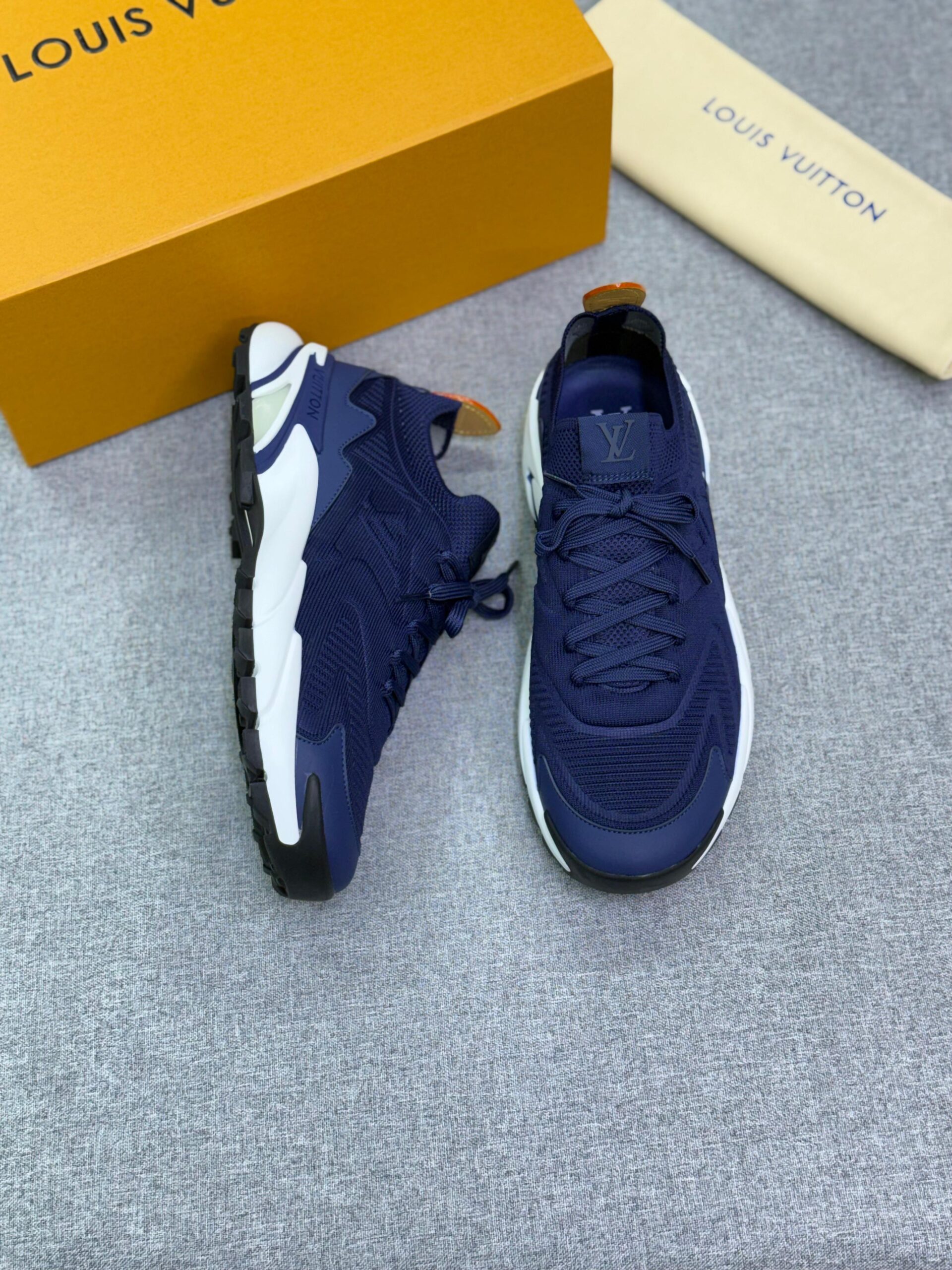 LV Runner Tatic Sneaker - Image 9