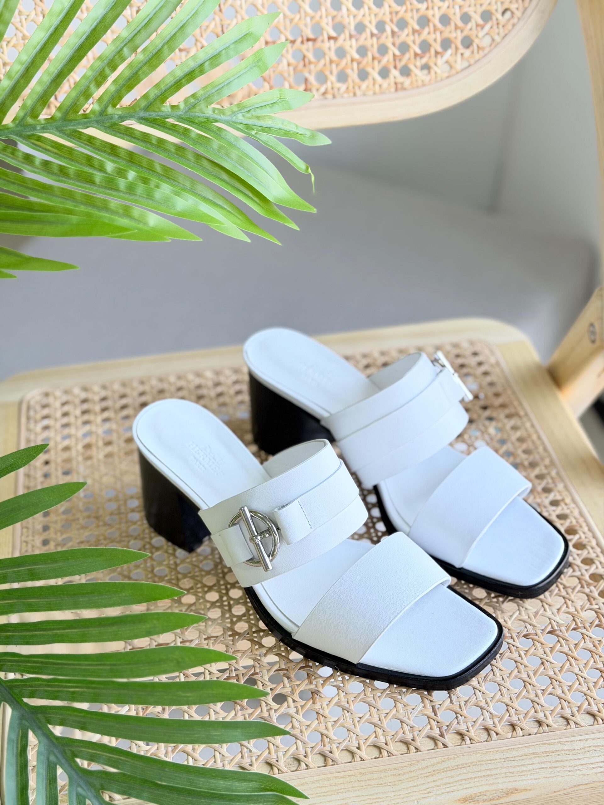 Hermes Kute 60 sandal - Image 10