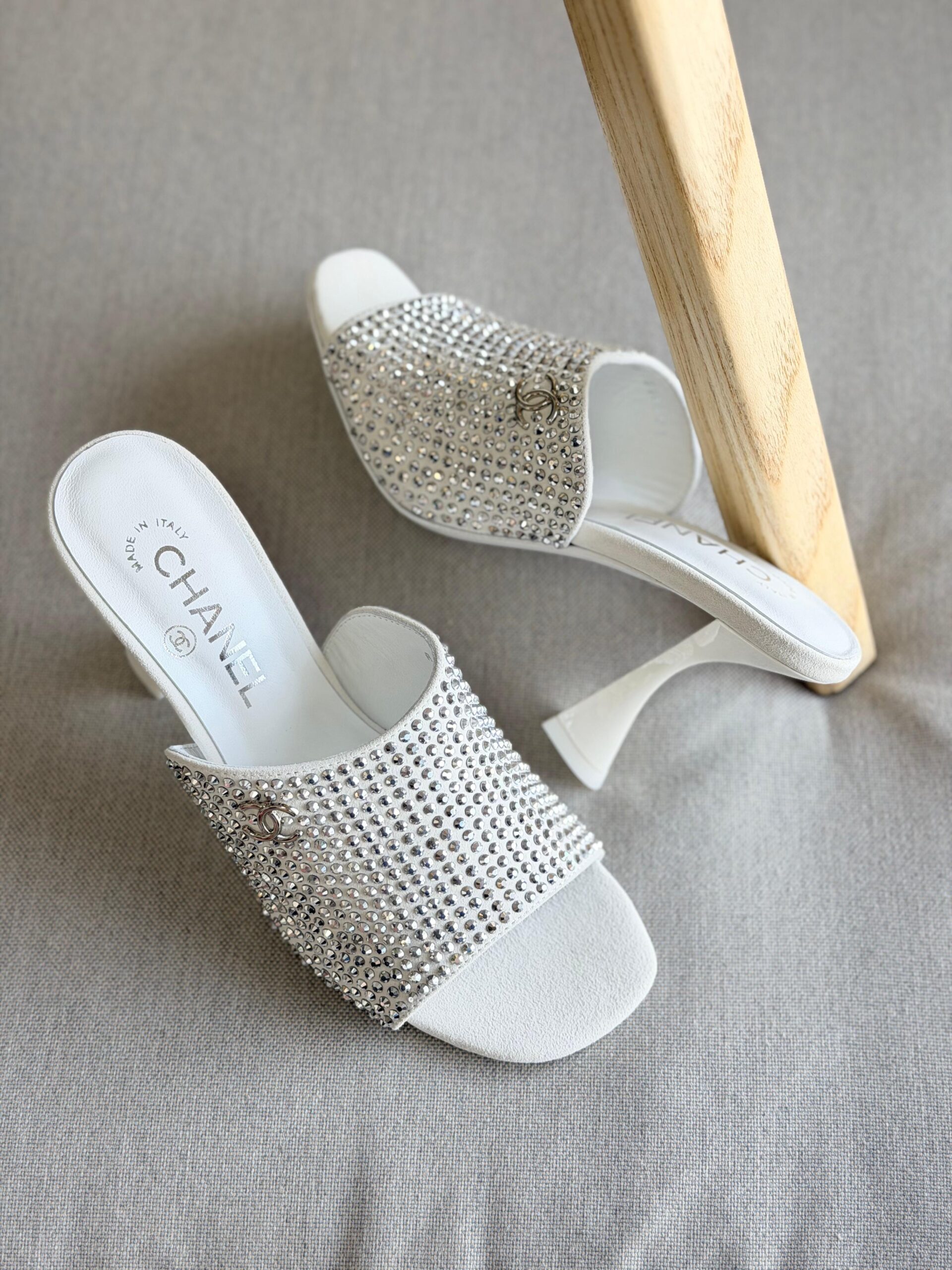 Chanel Mules - Diamantés - Image 9