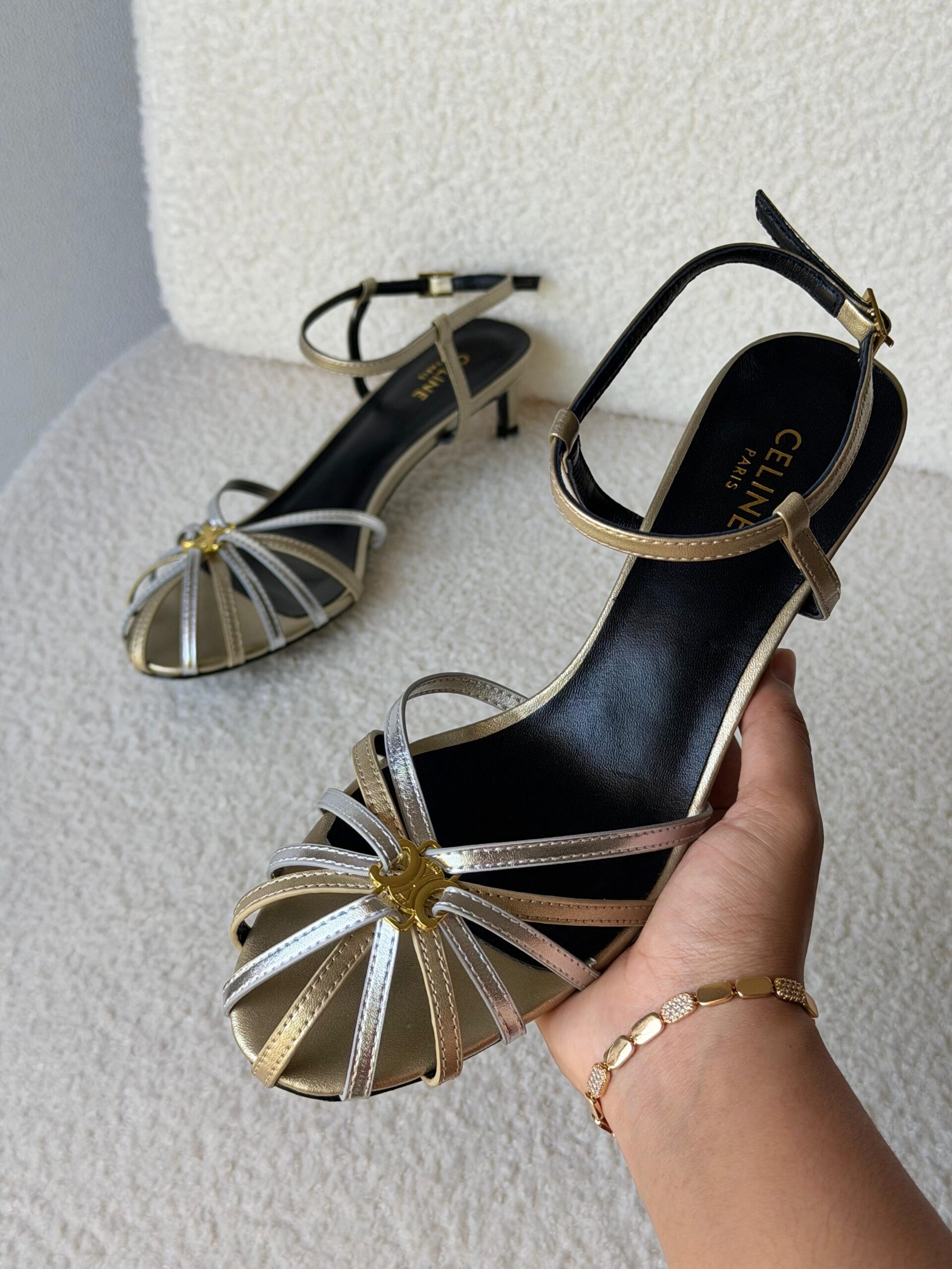 CELINE TRIOMPHE SANDAL IN LAMINATED CALFSKIN - Image 2