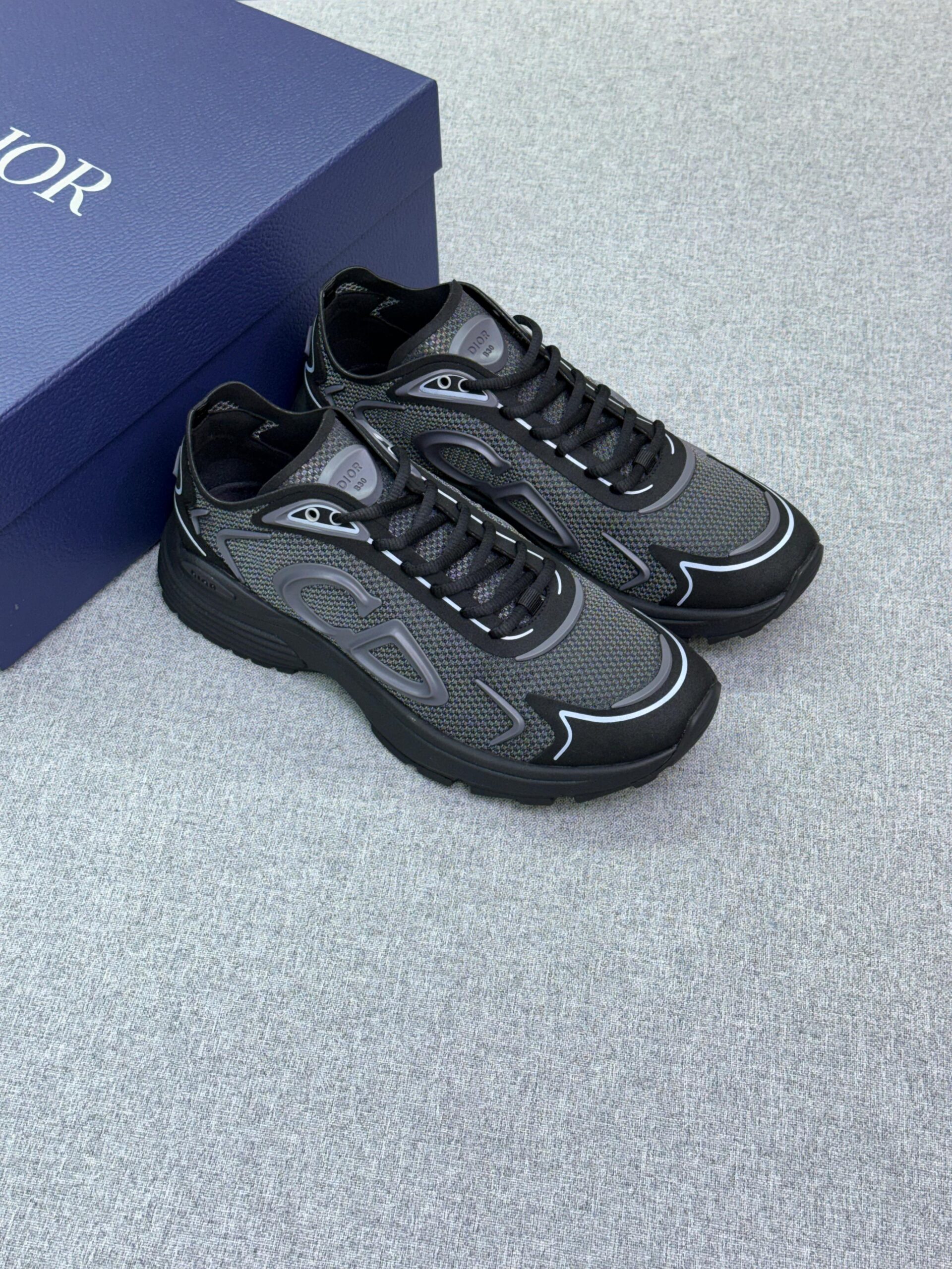 Dior B30 Countdown - Image 2