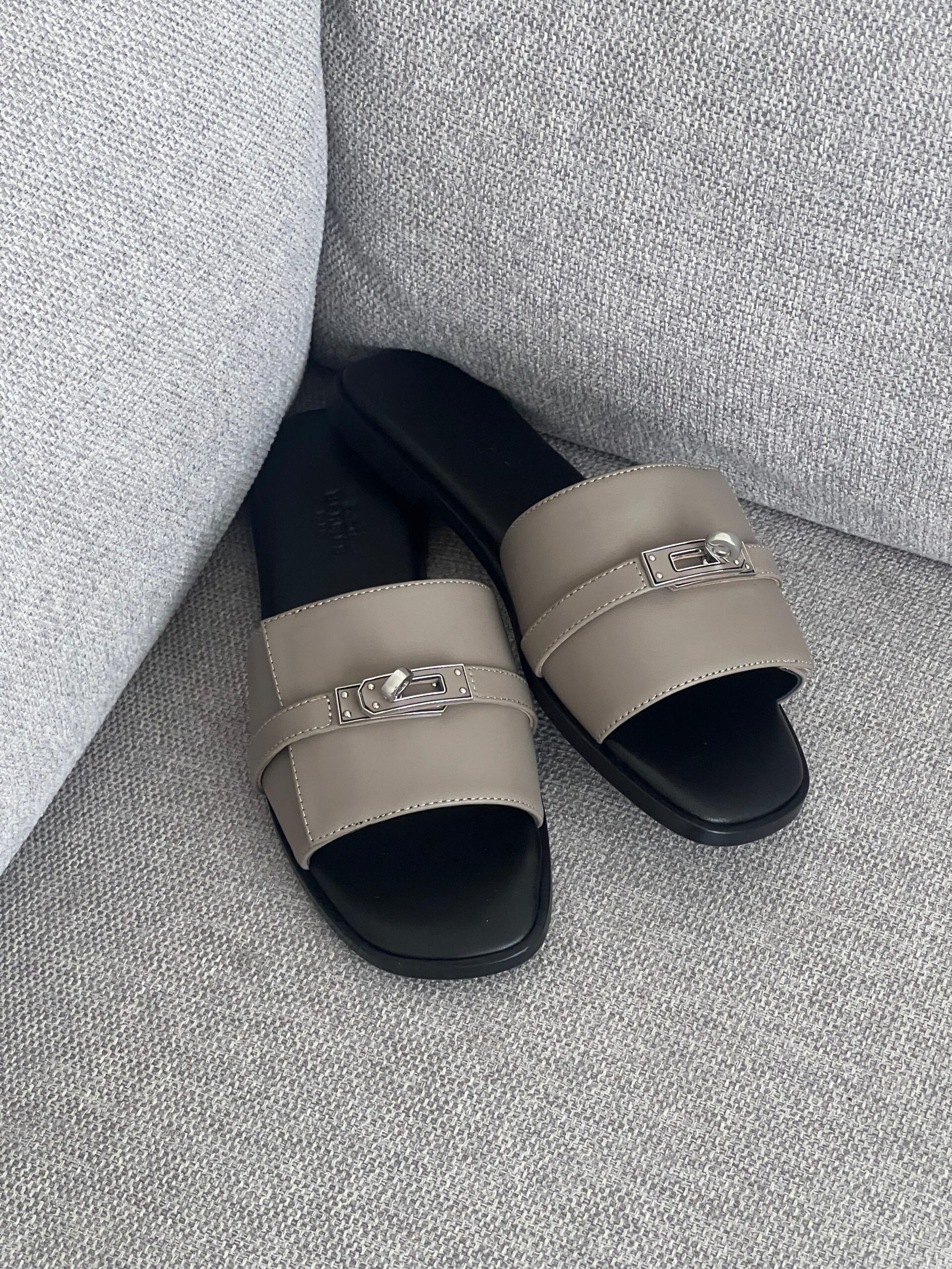 Hermes Giulia Sandals - Image 2