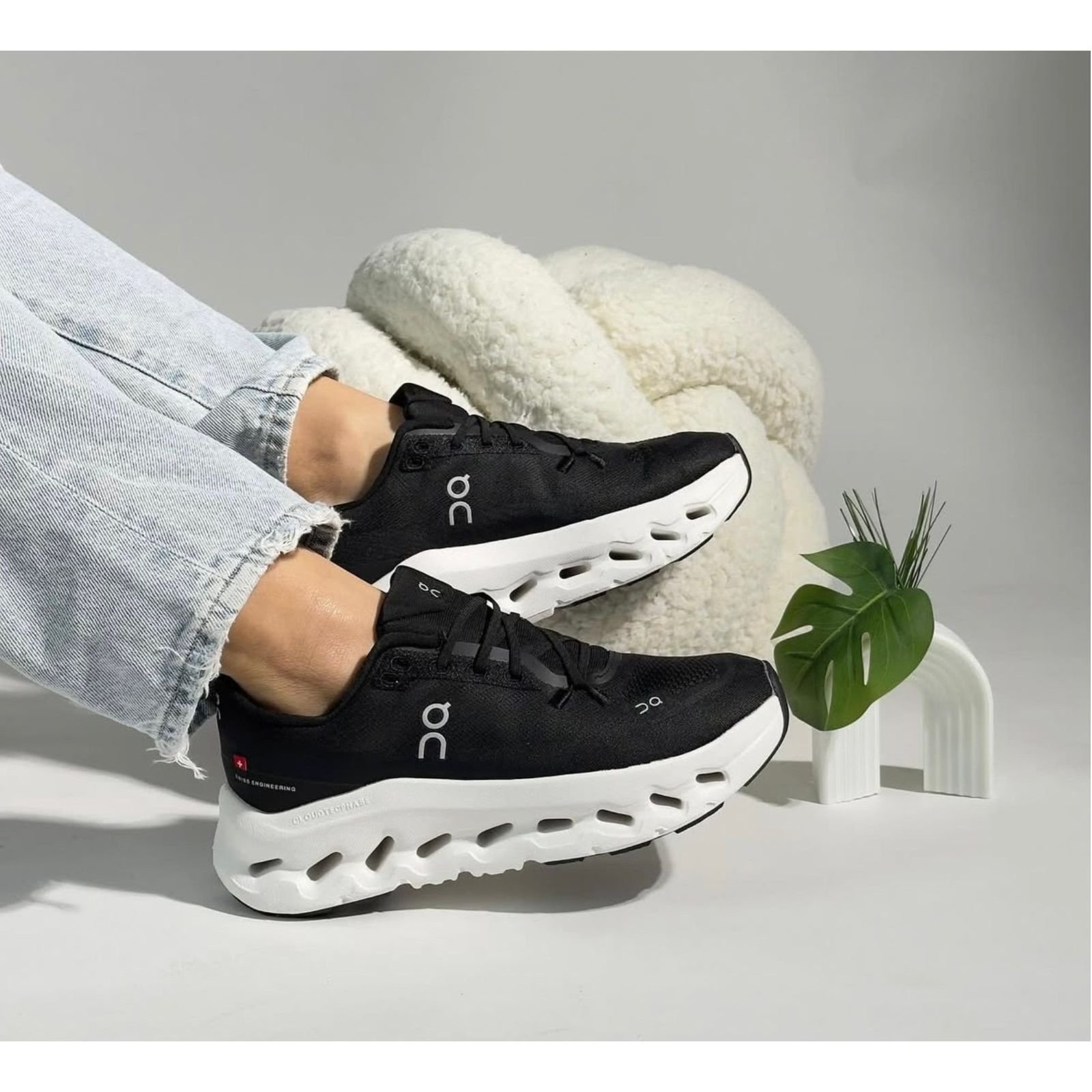 On Cloudtilt sneaker Black - Image 3