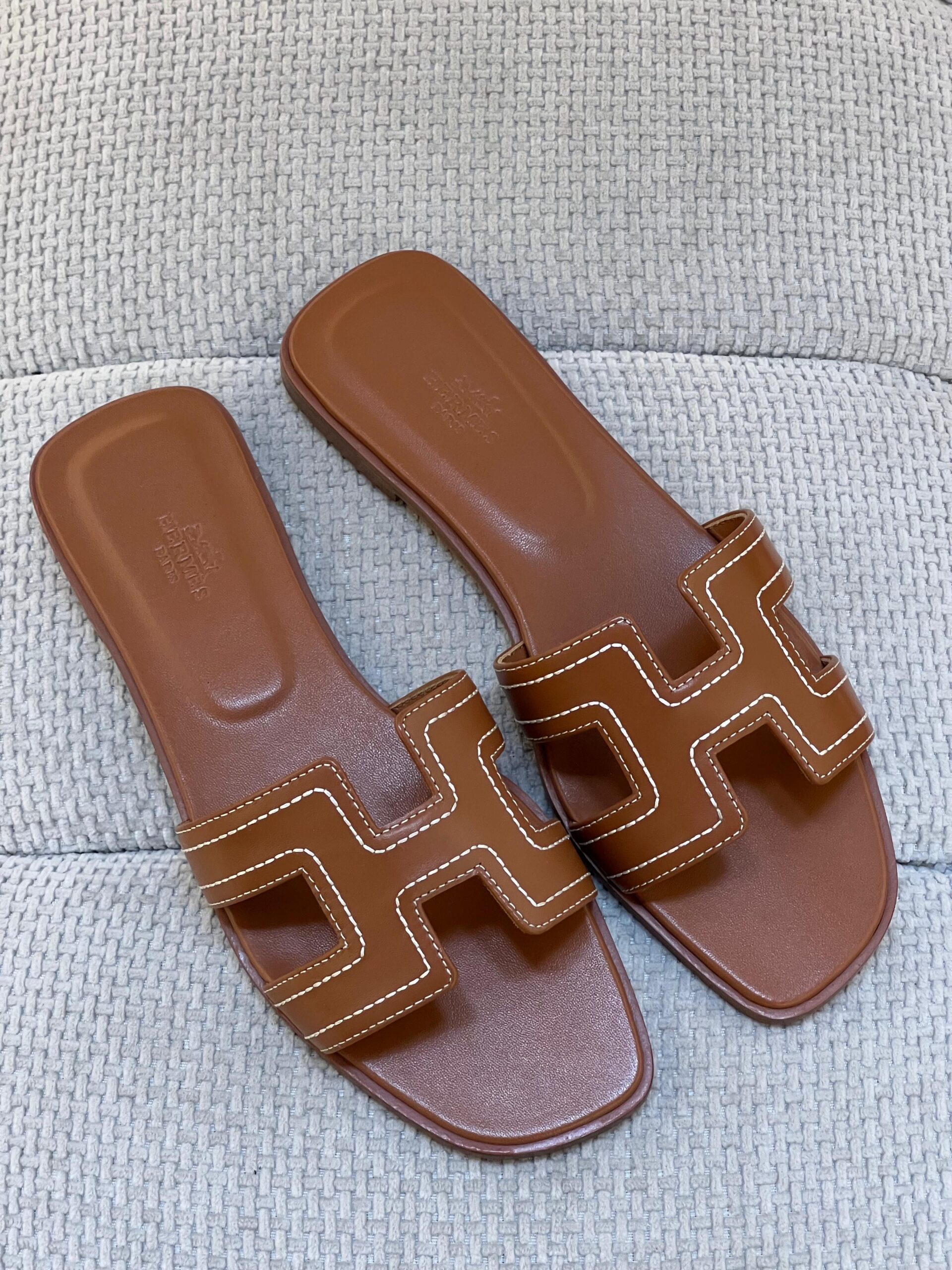 Hermes Oran Sandals - Image 3