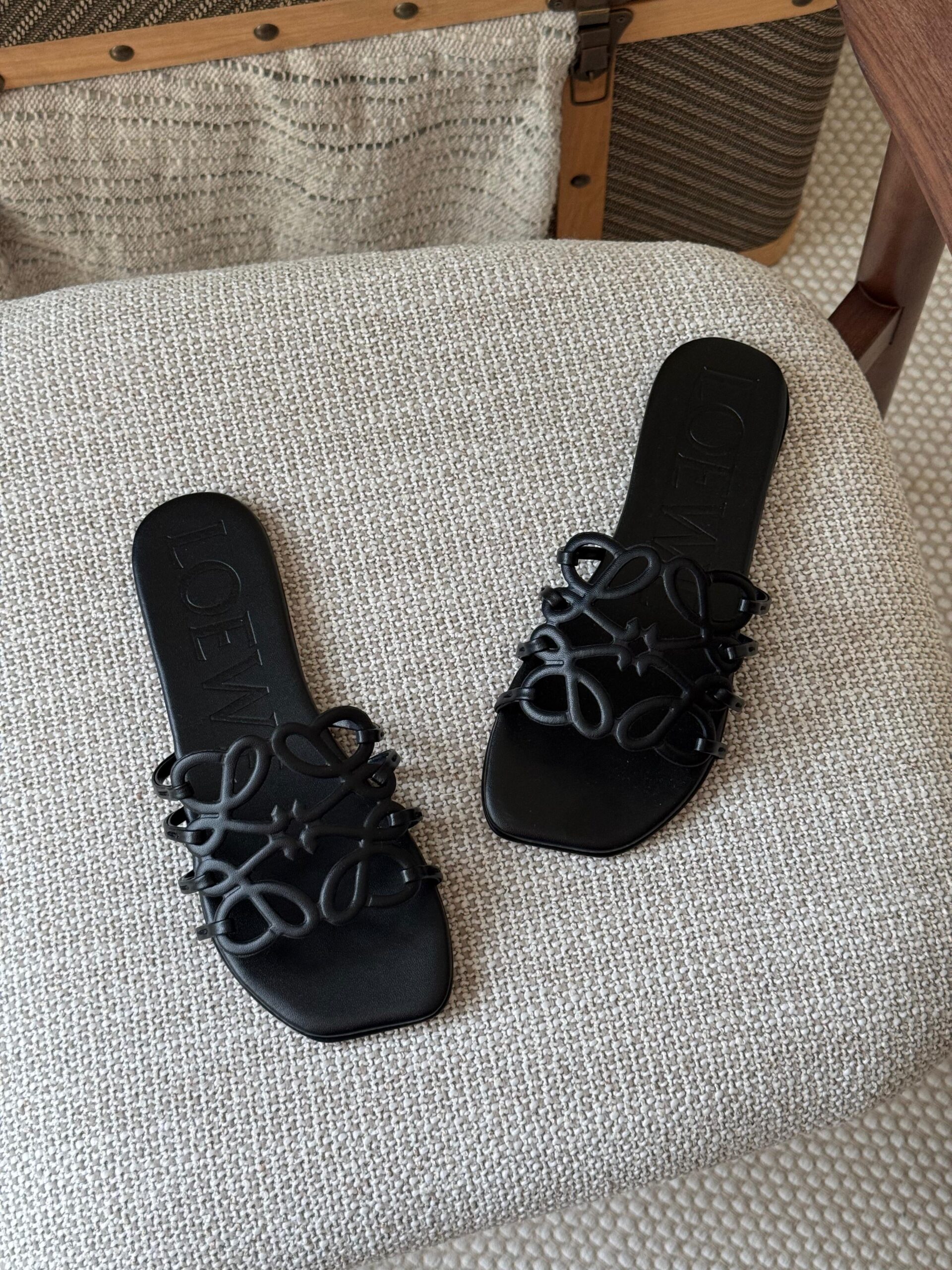 LOEWE Petal Anagram Slides - Image 2